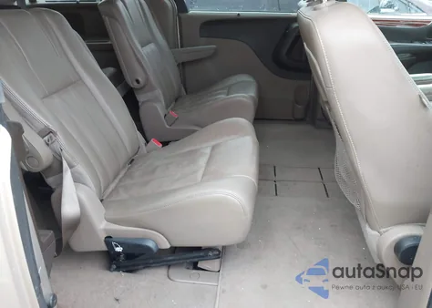 2013 Chrysler Town & Country Touring из США, поврежденный, VIN 2C4RC1BG3DR778321